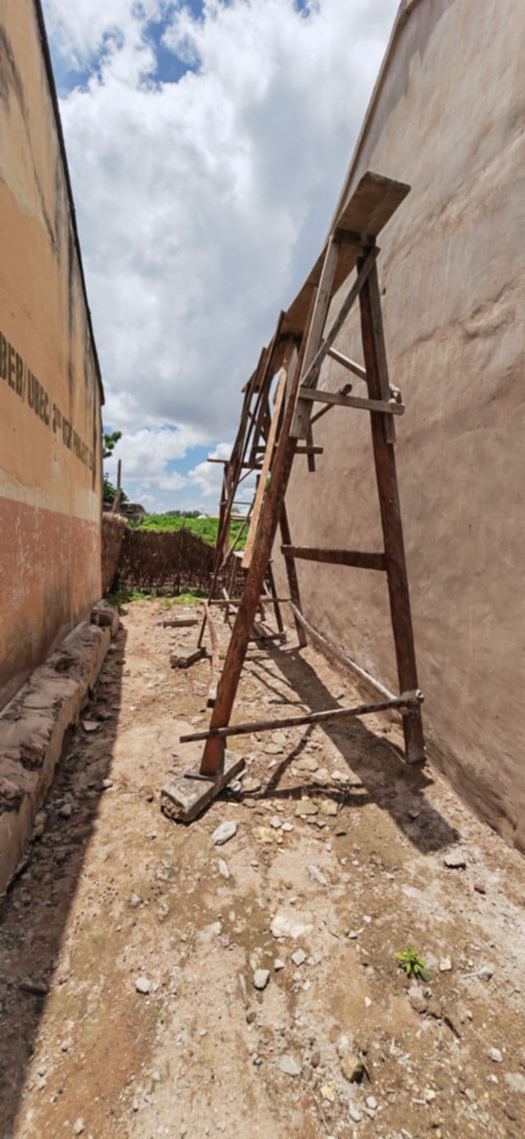 Nigeria field gallery image 2